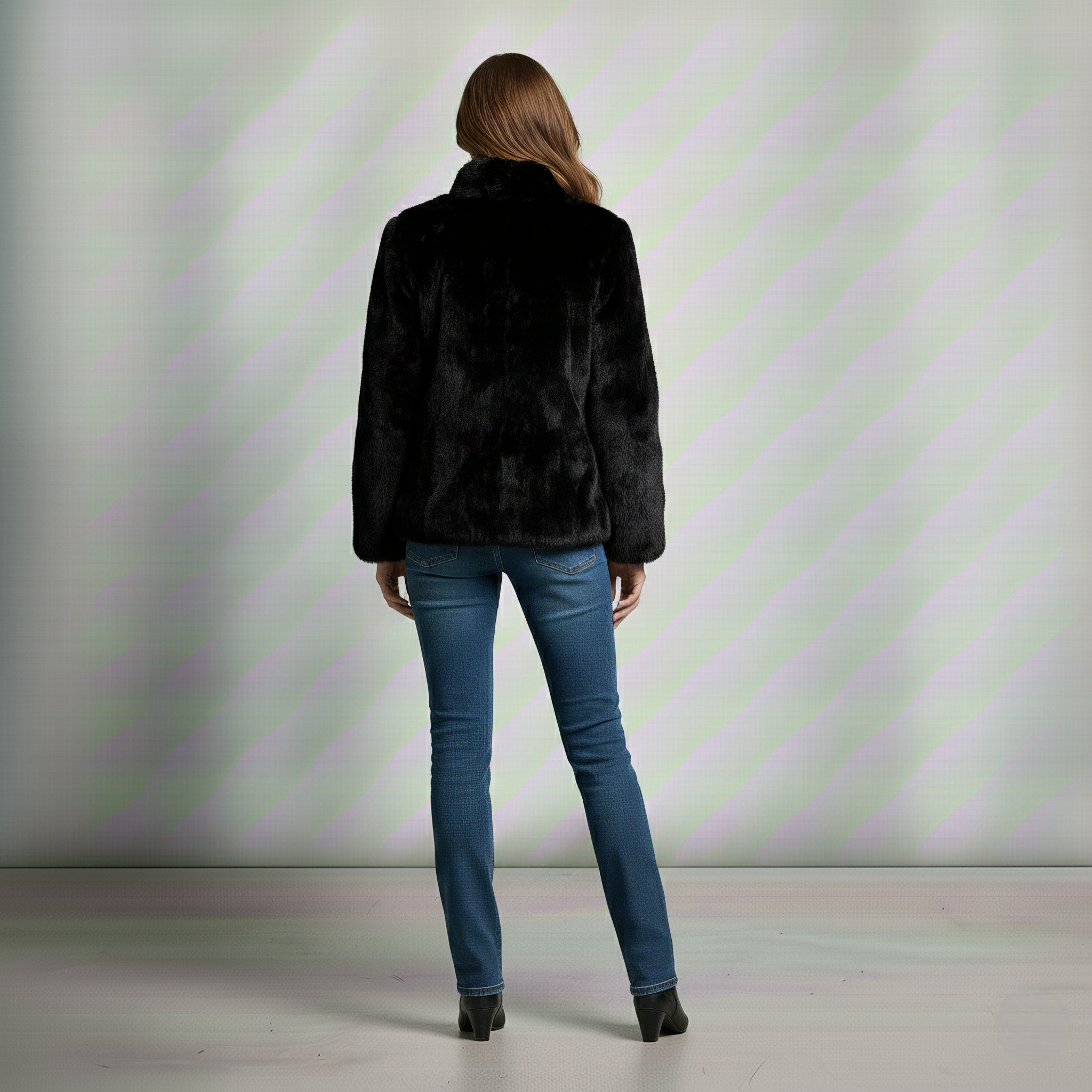 Laura | Short Black Faux Fur Jacket